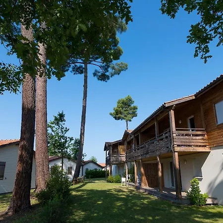 Vacanceole - Le Domaine Des Grands Lacs Паранти-ан-Борн