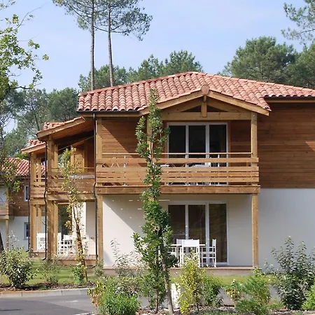 Vacanceole - Le Domaine Des Grands Lacs Паранти-ан-Борн