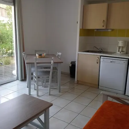 Vacanceole - Le Domaine Des Grands Lacs 3*