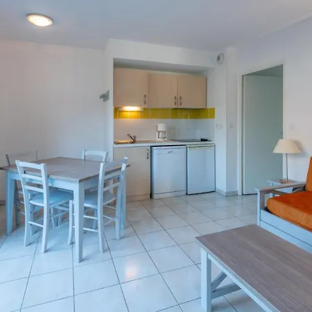 Vacanceole - Le Domaine Des Grands Lacs Semesterpark 3*