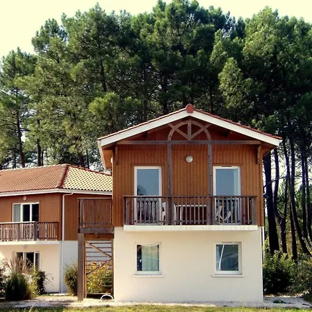 Vacanceole - Le Domaine Des Grands Lacs 波讷地区帕朗提