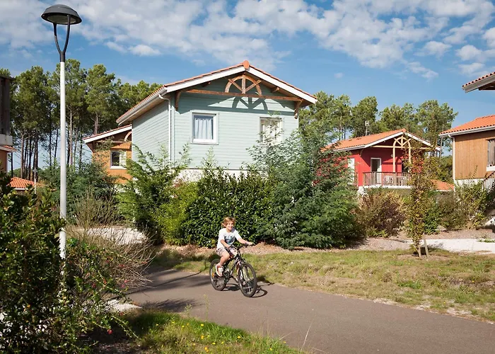 Vacanceole - Le Domaine Des Grands Lacs بارينتس إن بورن