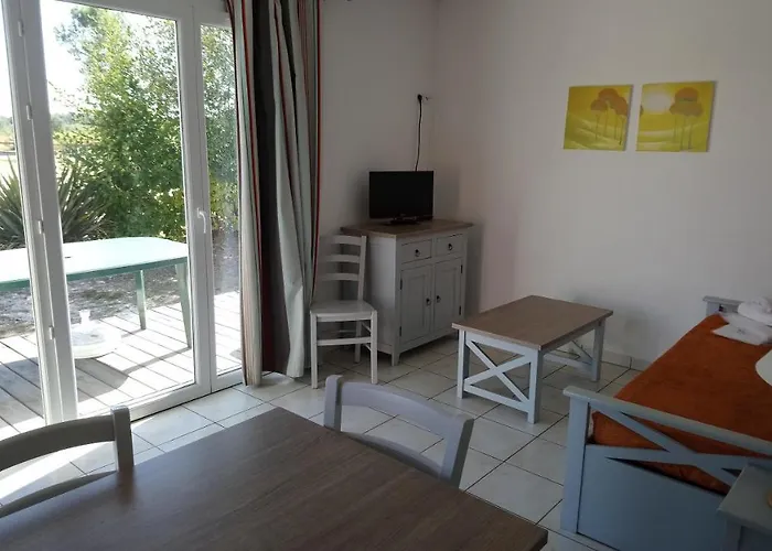 Vacanceole - Le Domaine Des Grands Lacs Vakantiepark