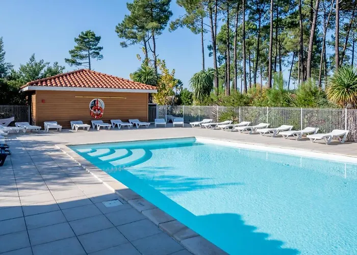 Vacanceole - Le Domaine Des Grands Lacs 3*